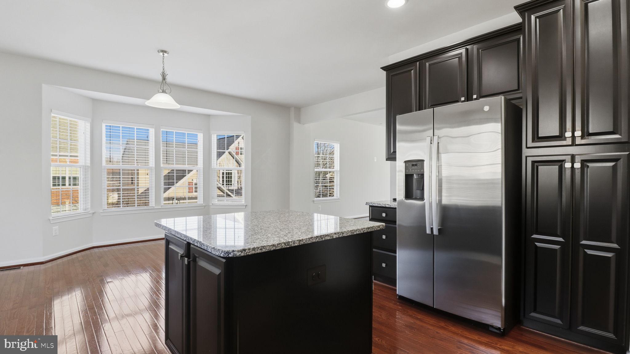 12690 LAKESIDE COURT