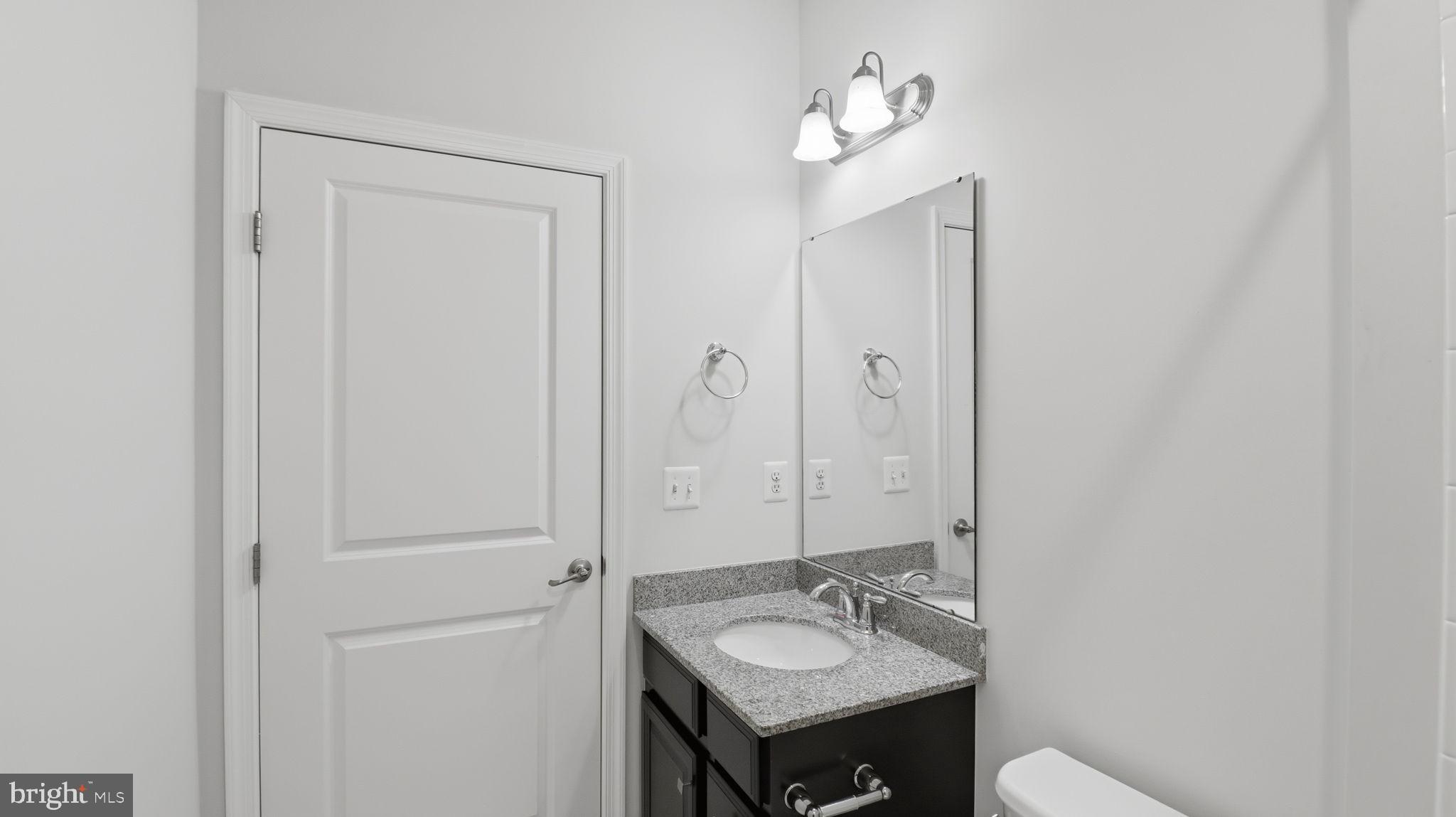 12690 LAKESIDE COURT