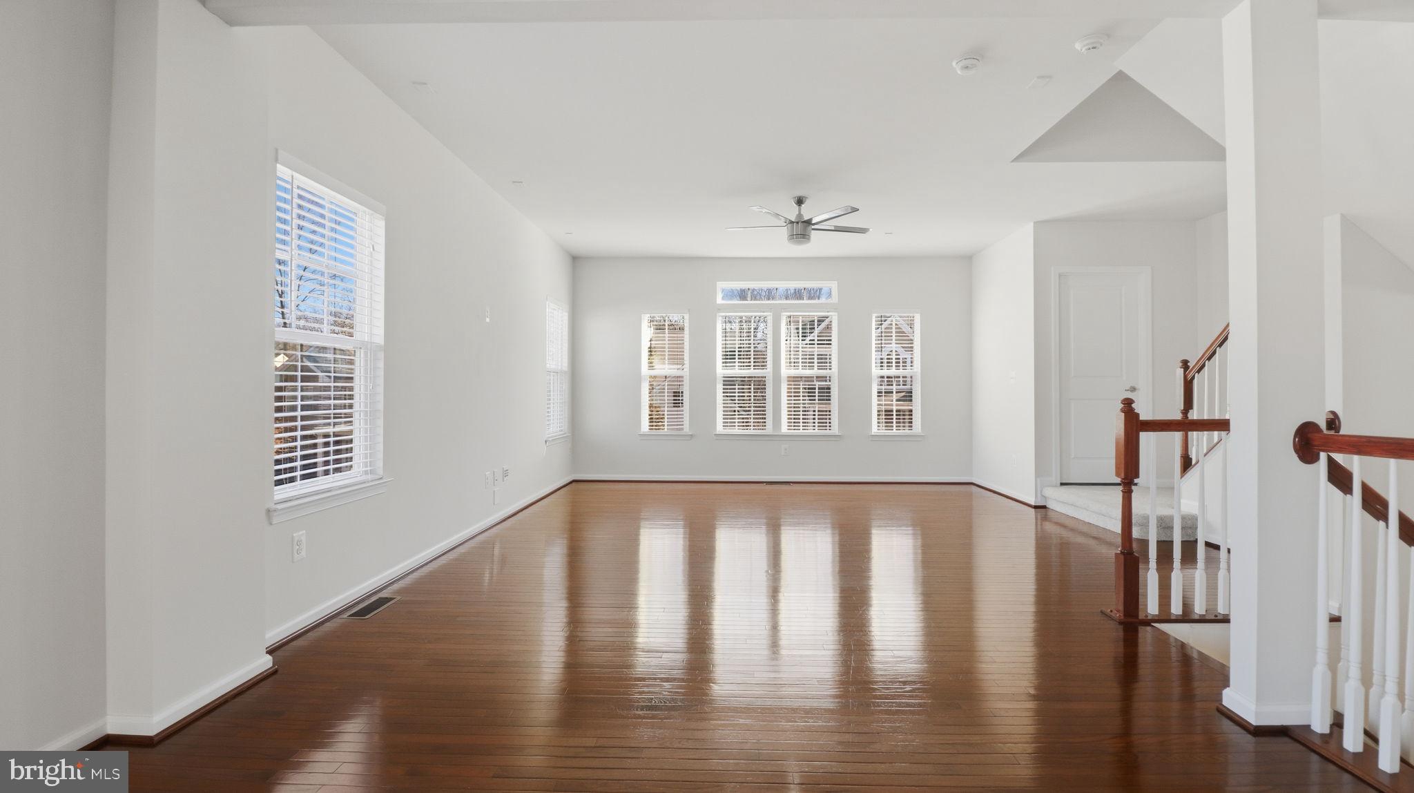 12690 LAKESIDE COURT