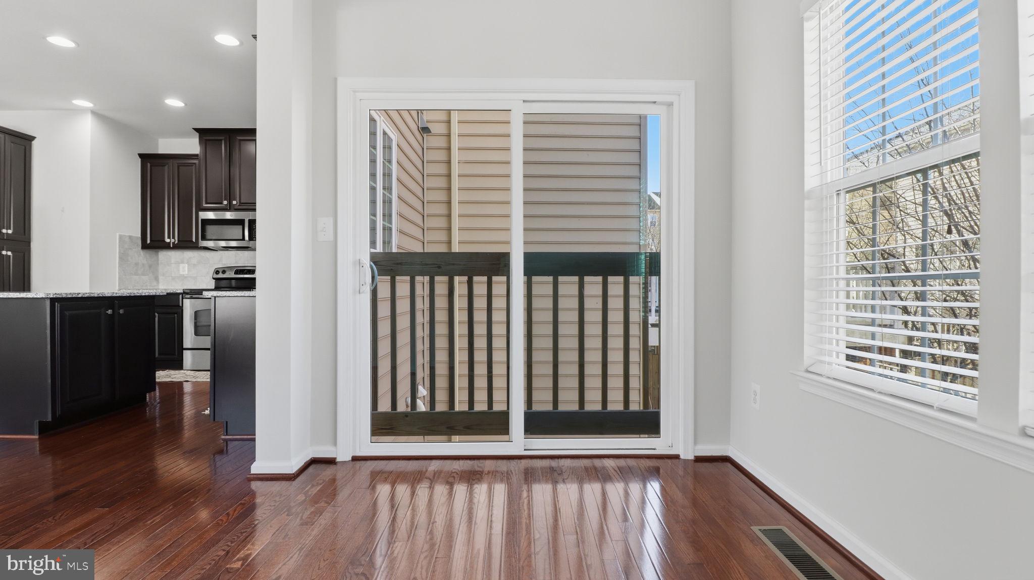 12690 LAKESIDE COURT