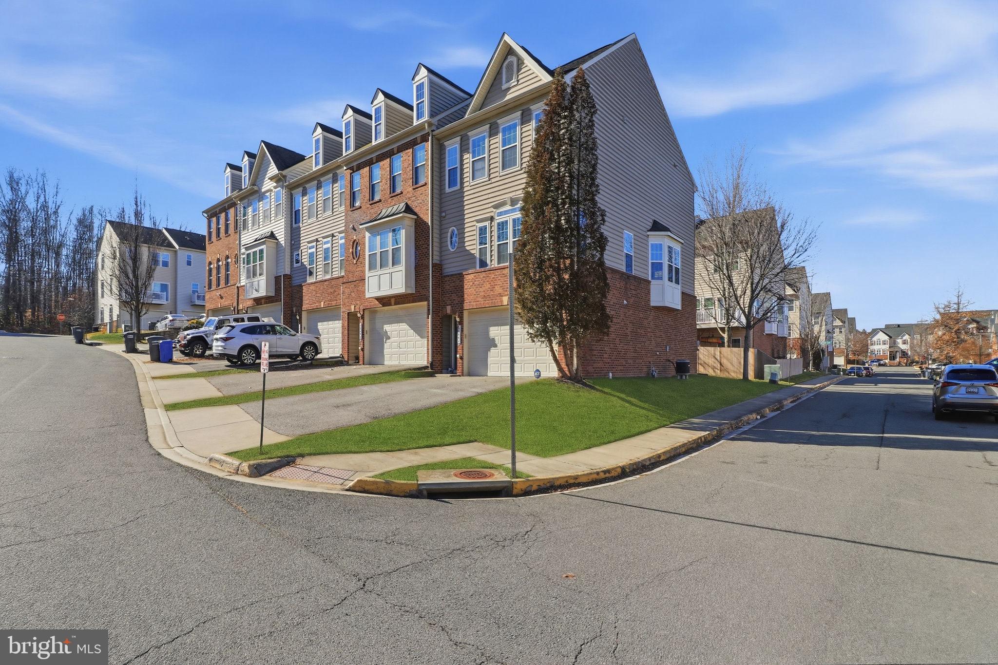 12690 LAKESIDE COURT