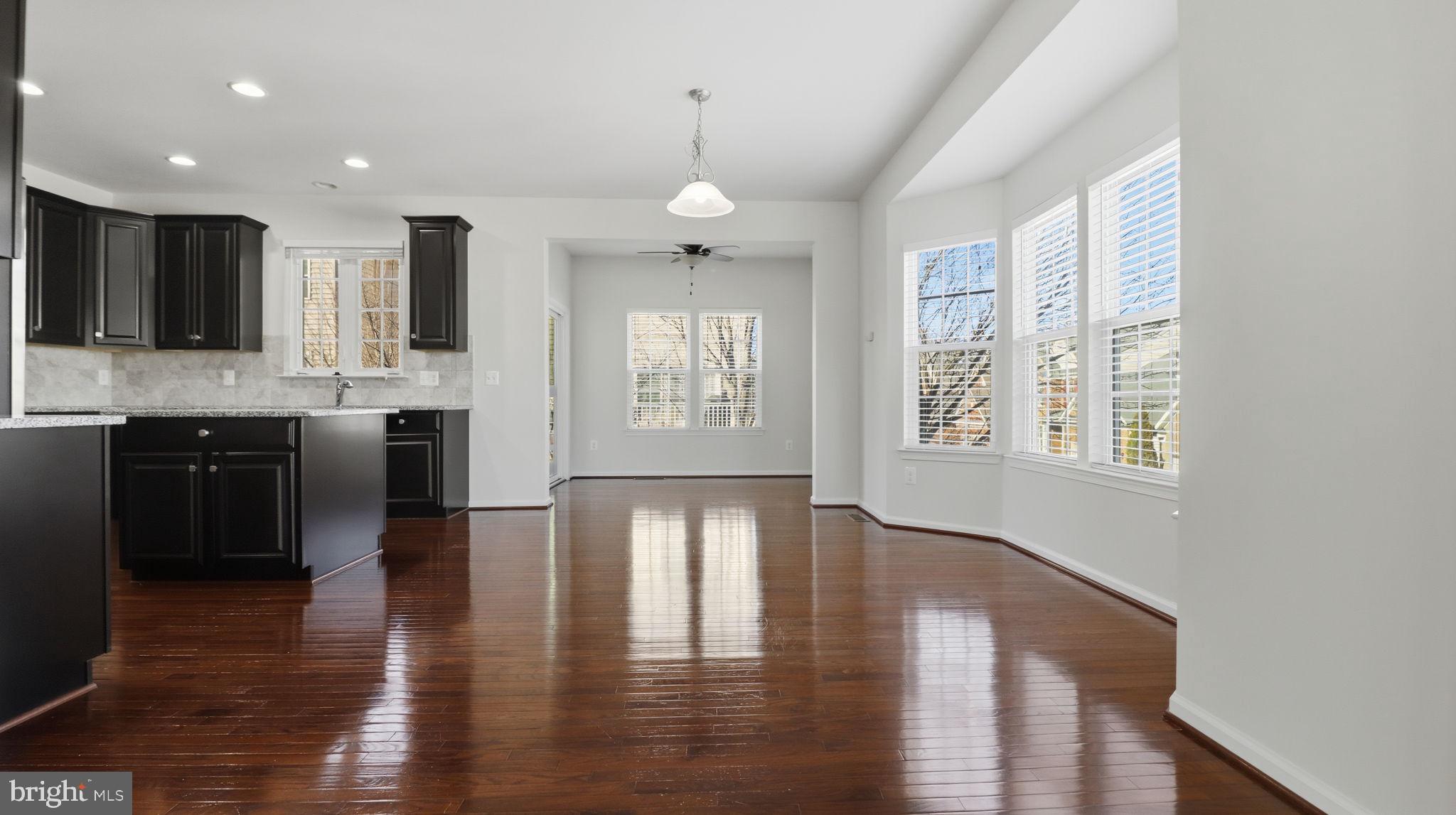 12690 LAKESIDE COURT