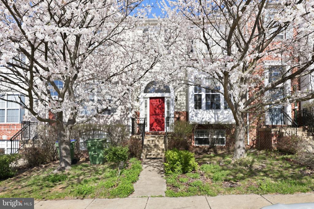 15507 BANJO COURT