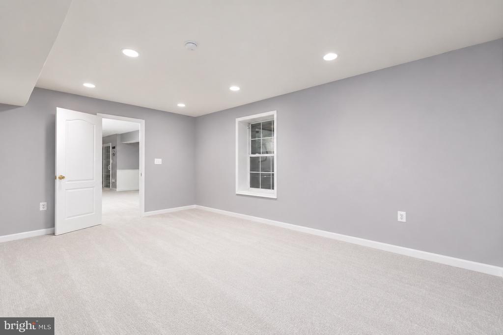 13020 QUAY COURT