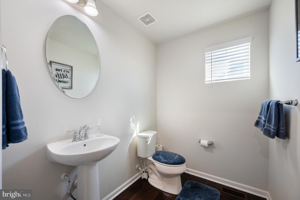 12711 NORWOOD DRIVE