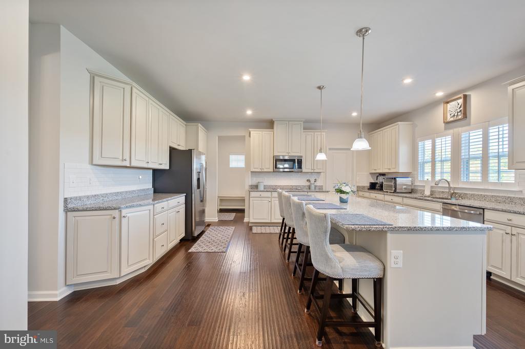 12711 NORWOOD DRIVE