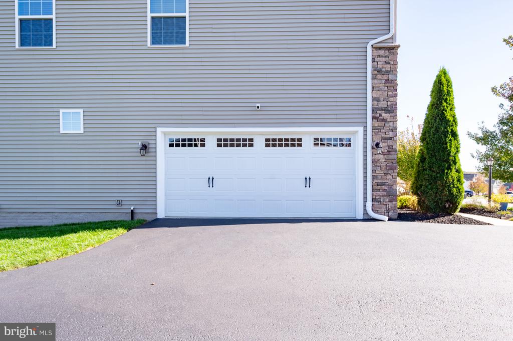12711 NORWOOD DRIVE