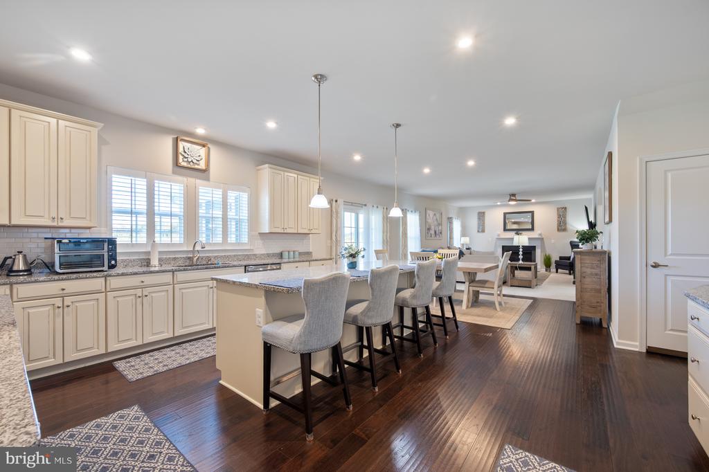 12711 NORWOOD DRIVE