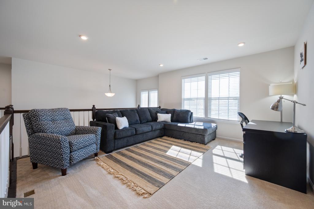 12711 NORWOOD DRIVE