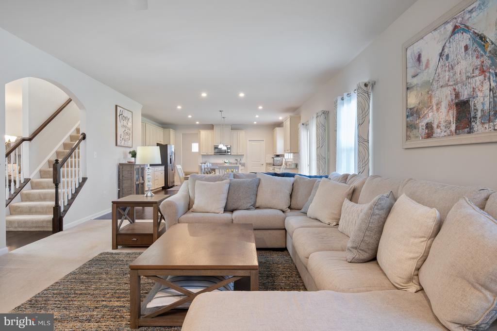 12711 NORWOOD DRIVE
