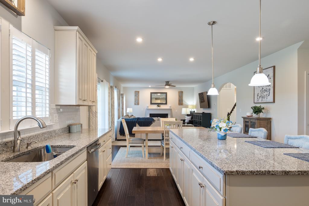 12711 NORWOOD DRIVE