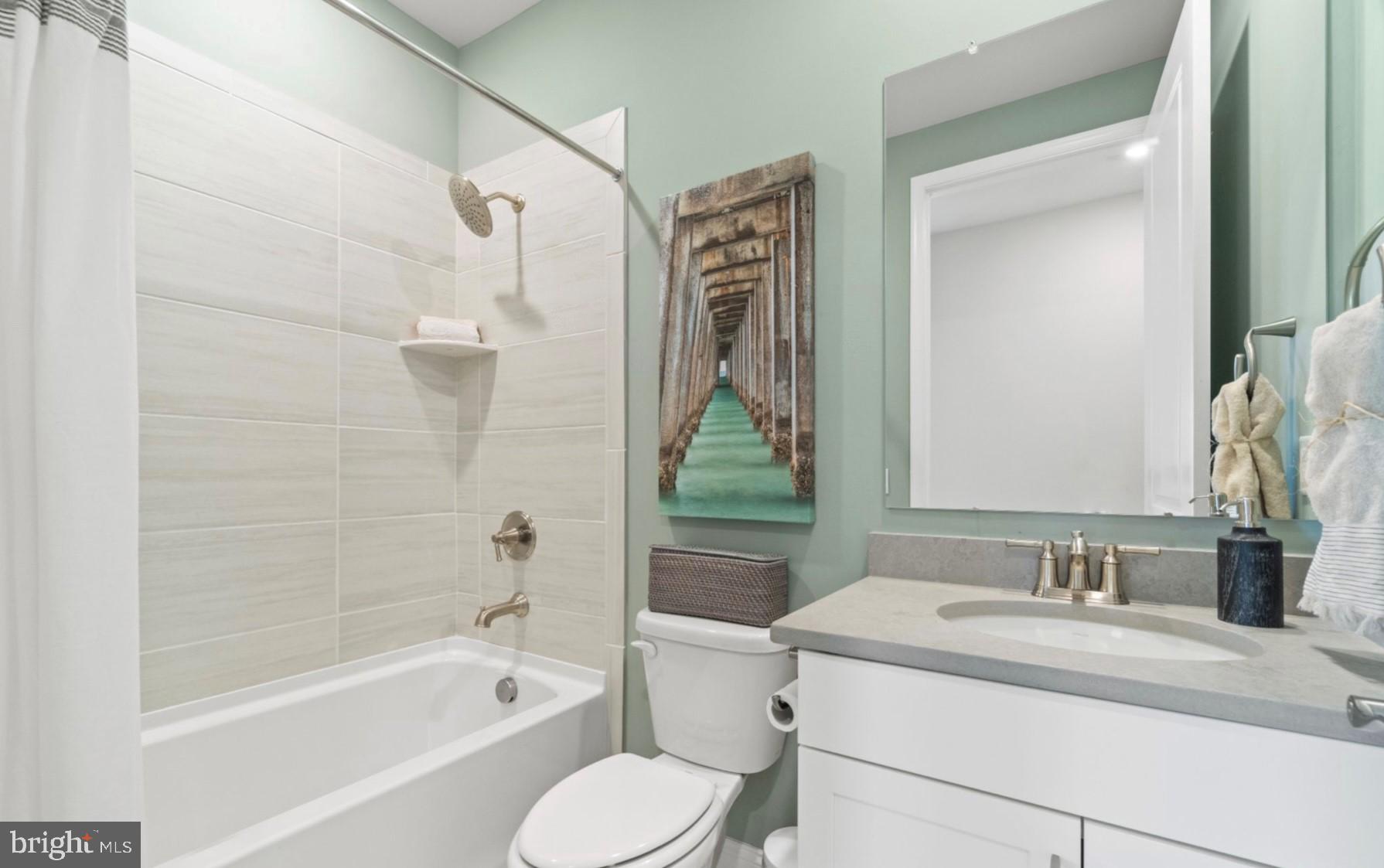 808 LONG MEADOW DRIVE