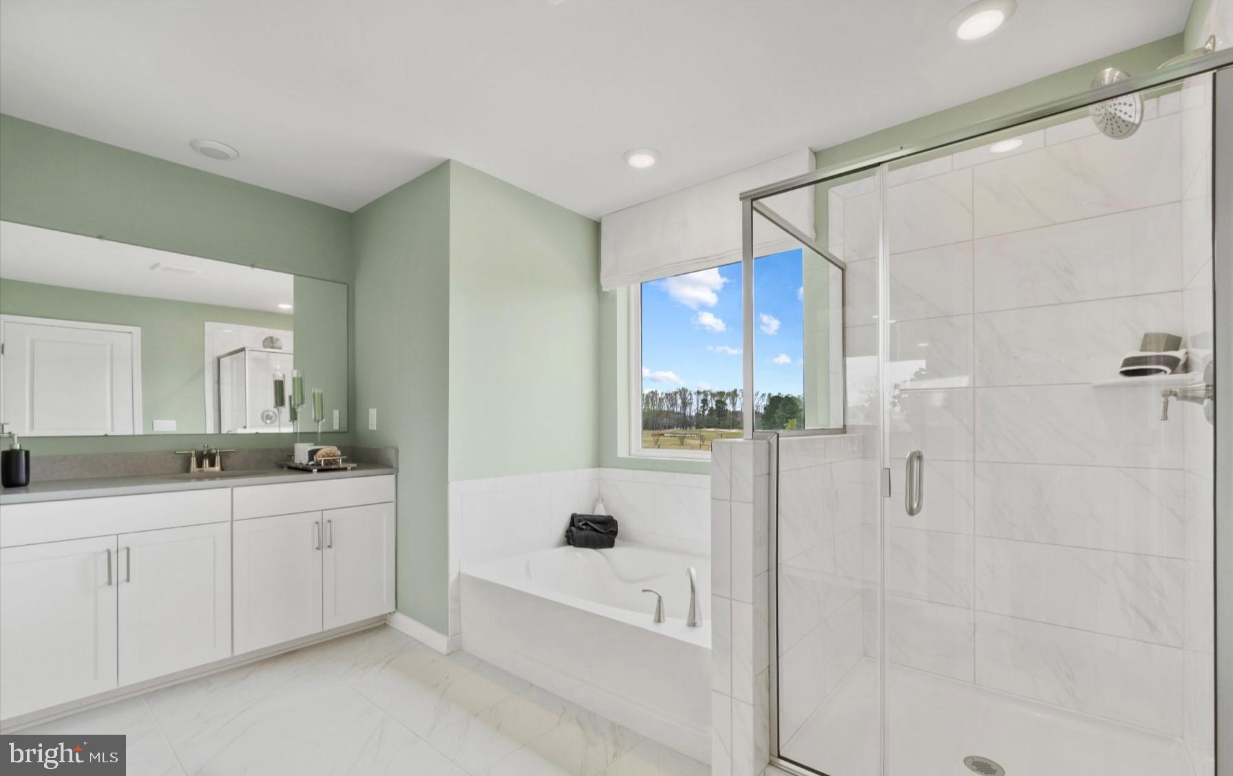 808 LONG MEADOW DRIVE