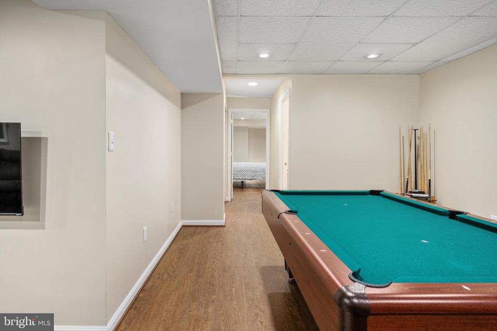 4 WREN WAY COURT