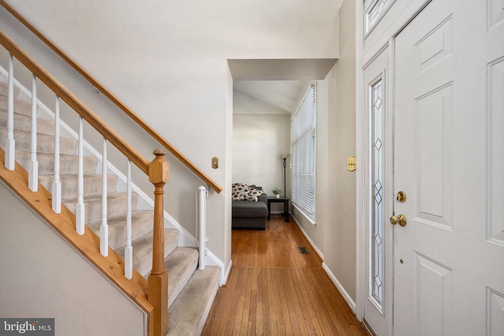 4 WREN WAY COURT