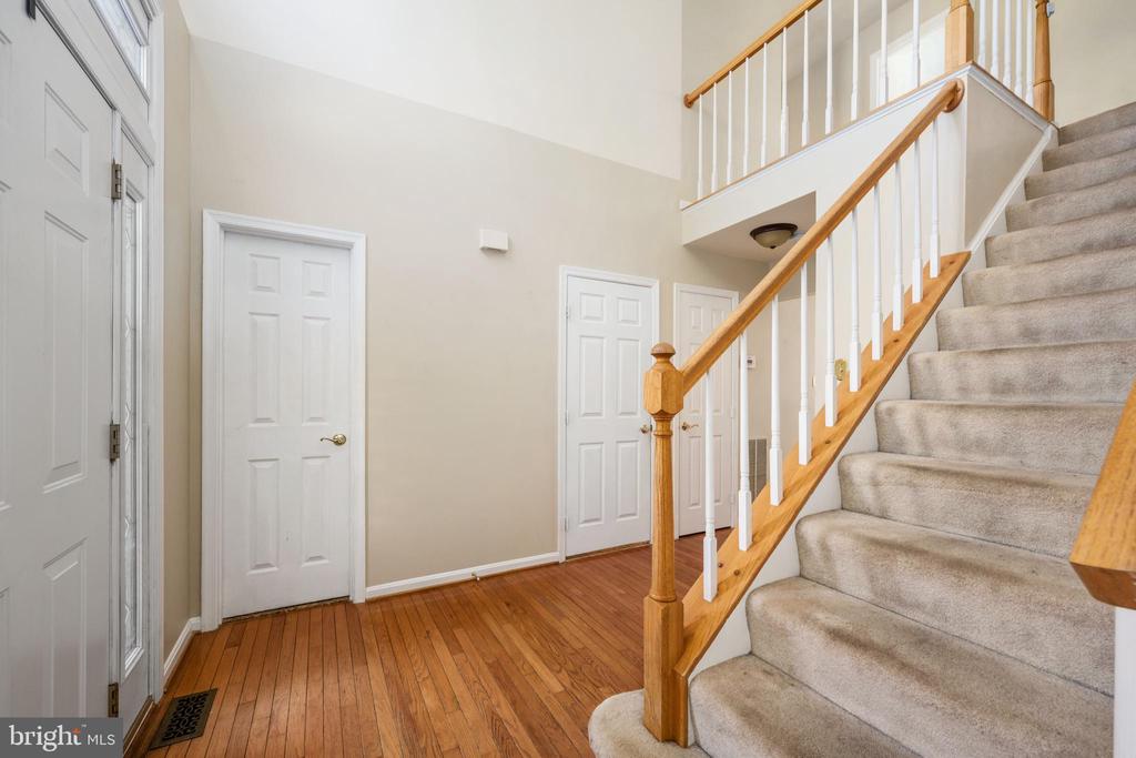 4 WREN WAY COURT