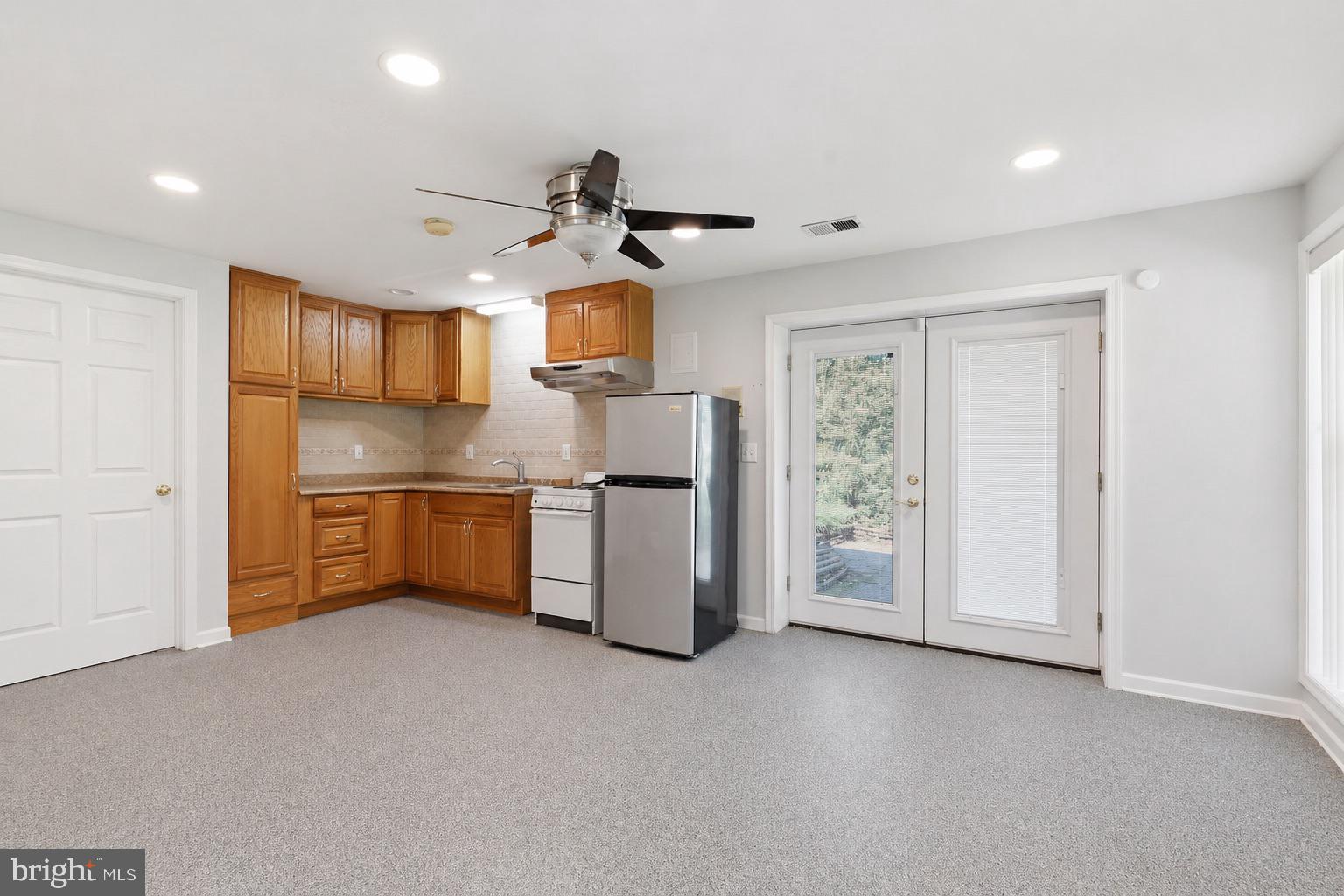 1128 AQUIA DRIVE