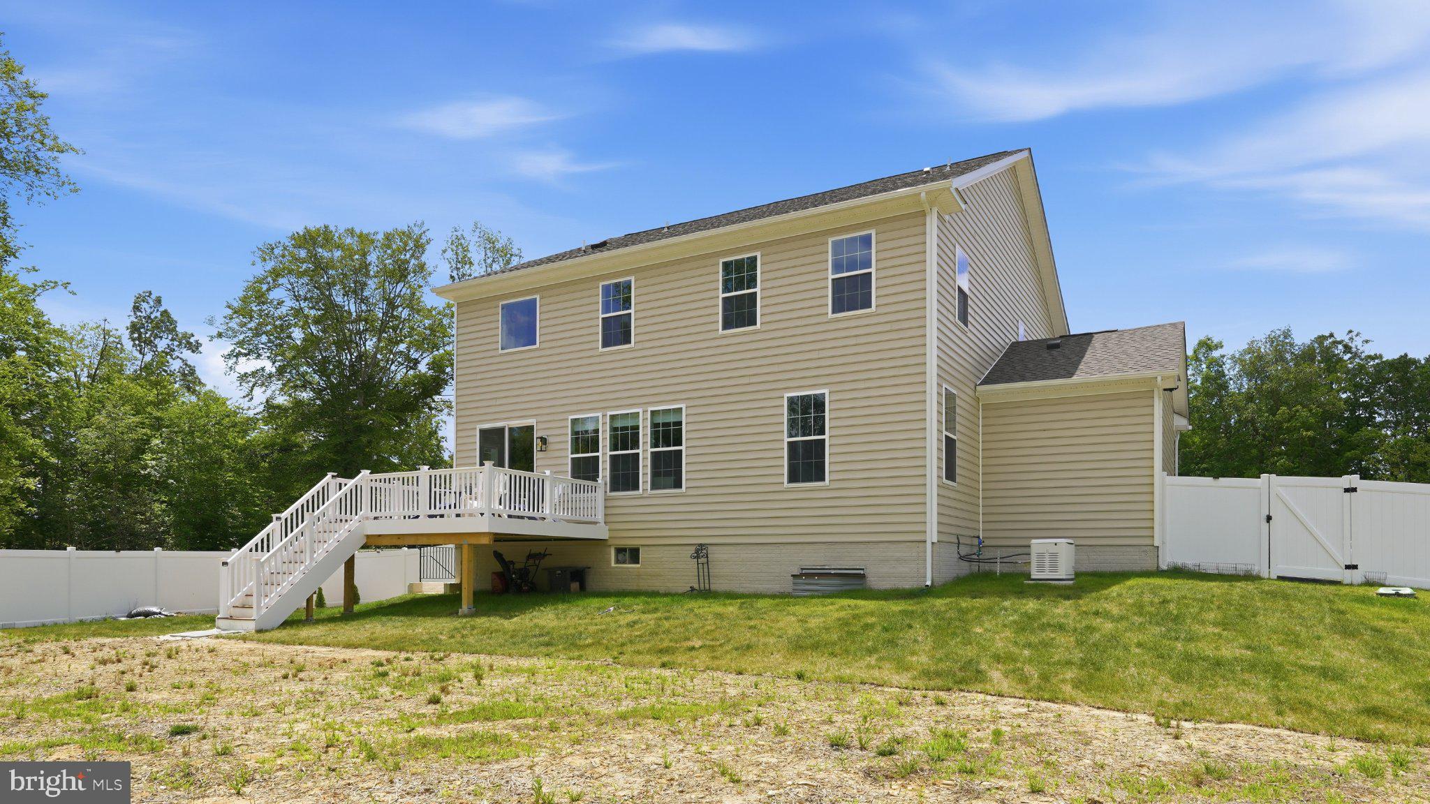 808 LONG MEADOW DRIVE