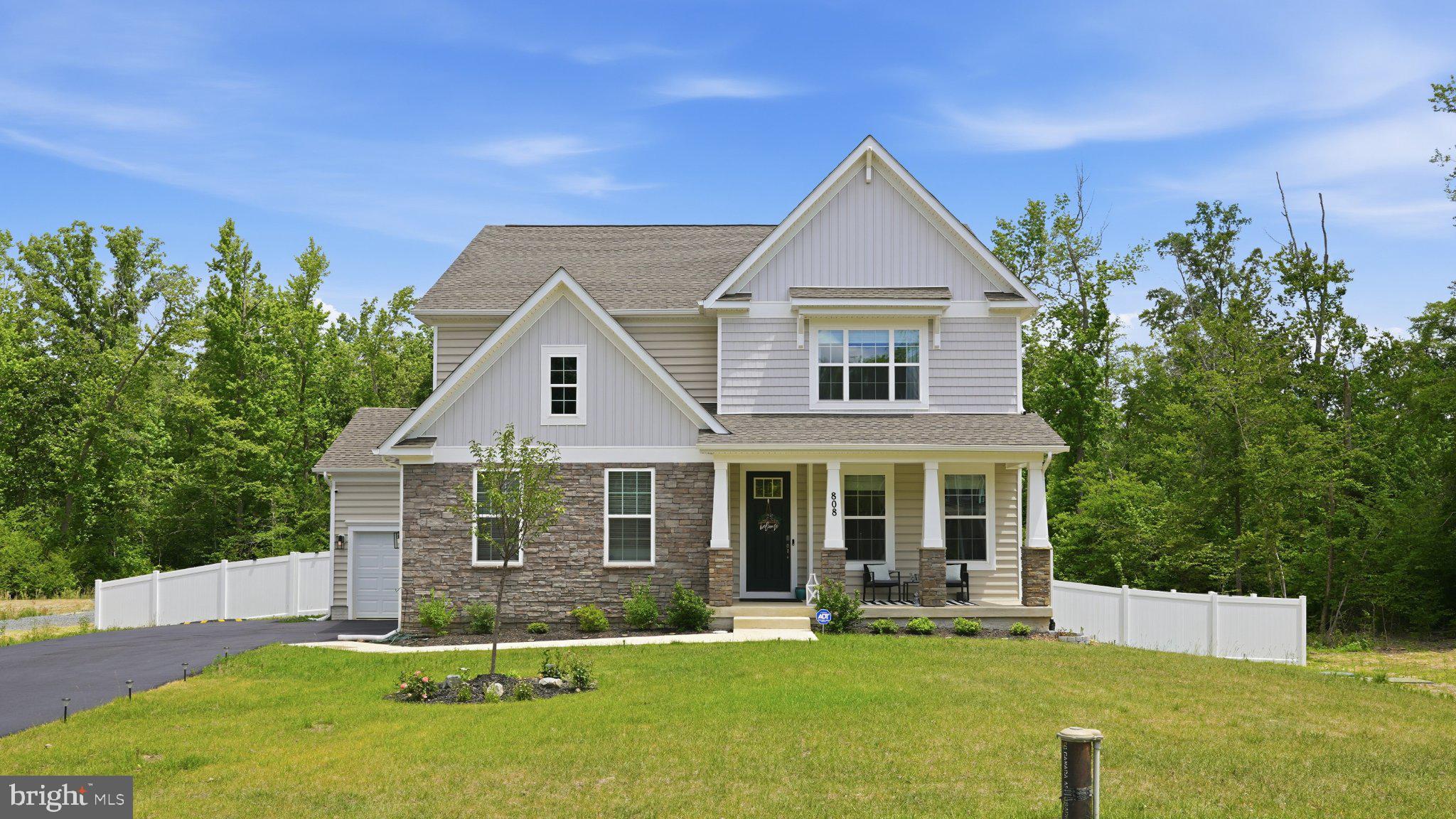 808 LONG MEADOW DRIVE