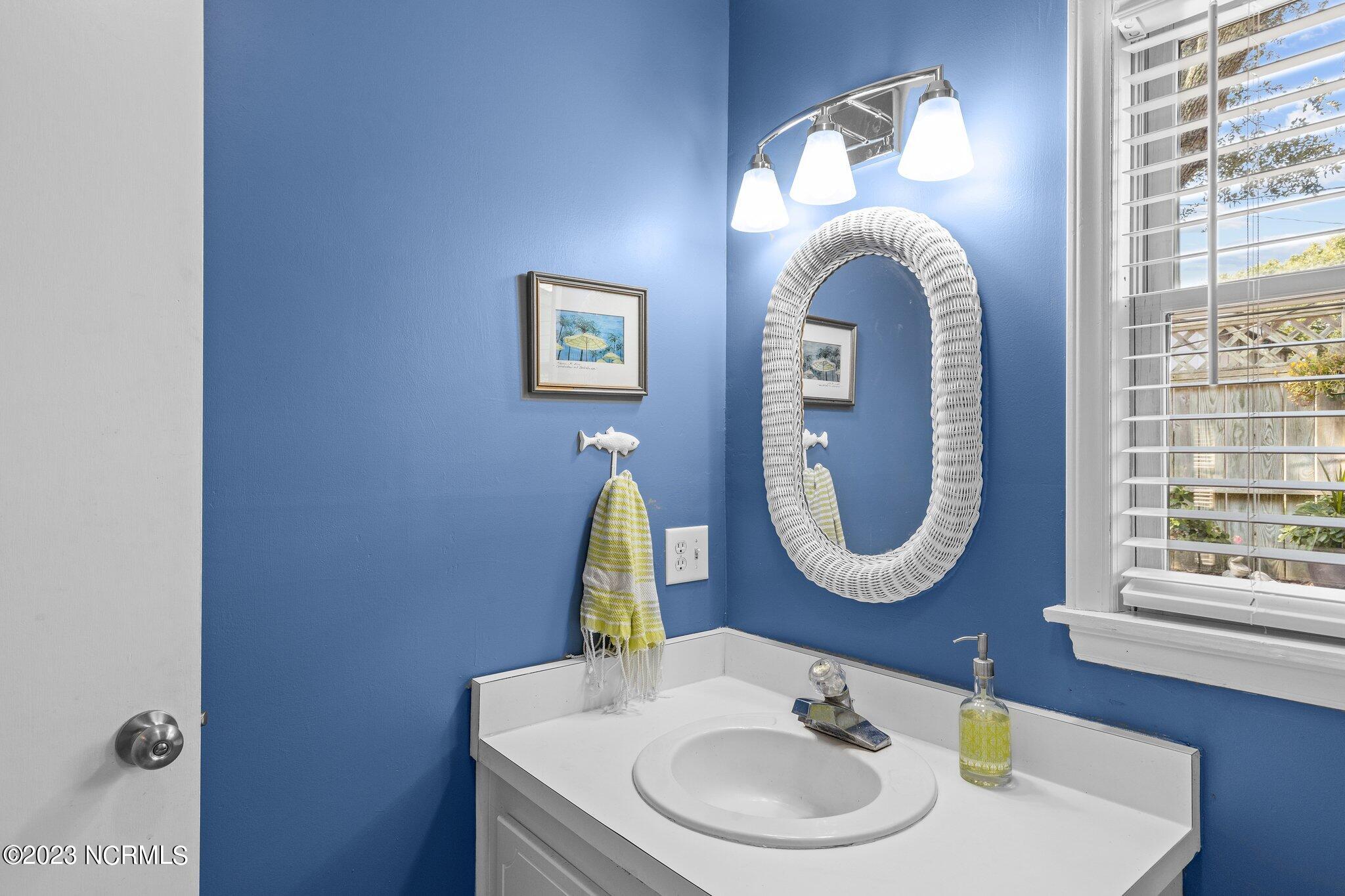 2101 Arendell Street