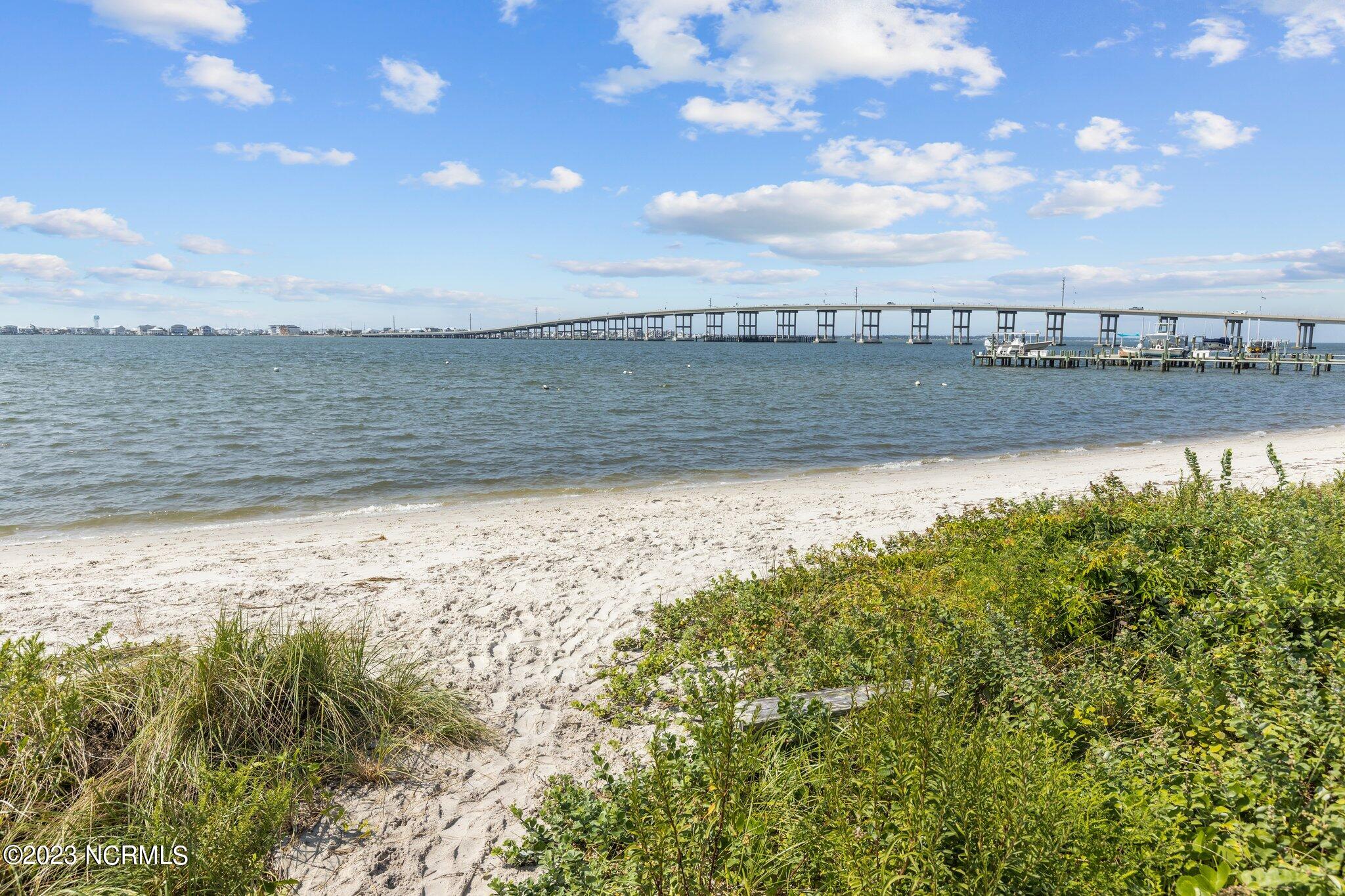 2101 Arendell Street