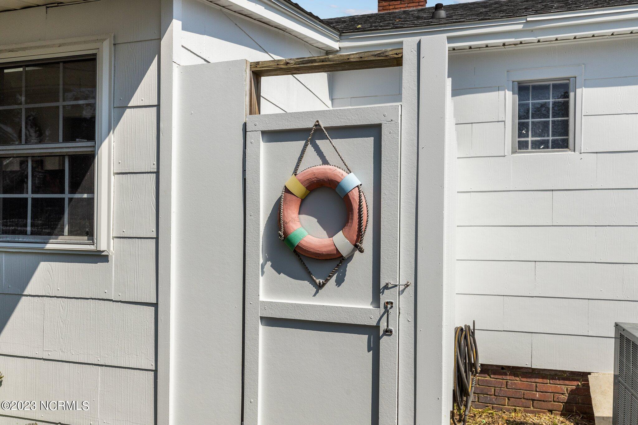 2101 Arendell Street