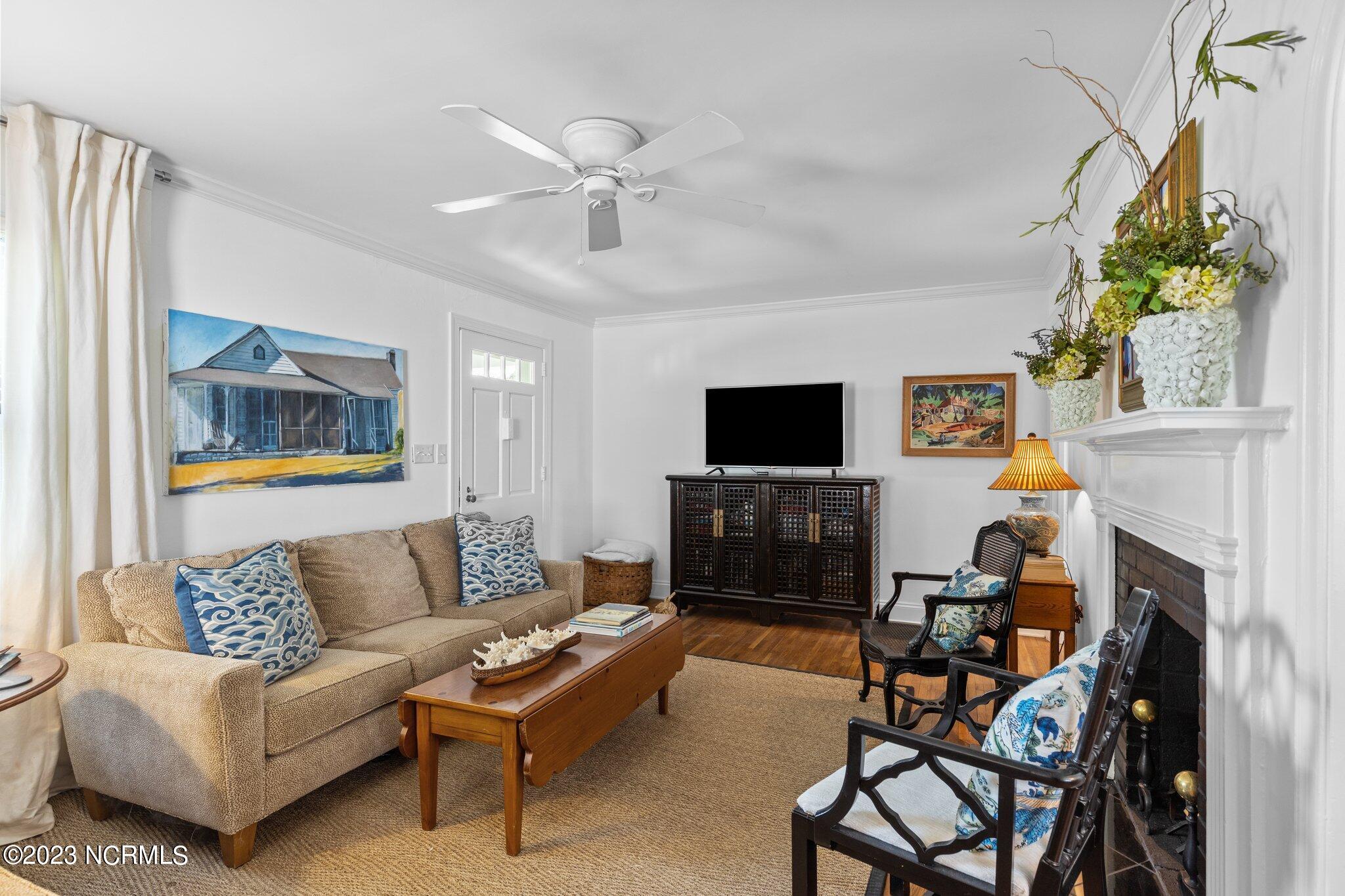 2101 Arendell Street