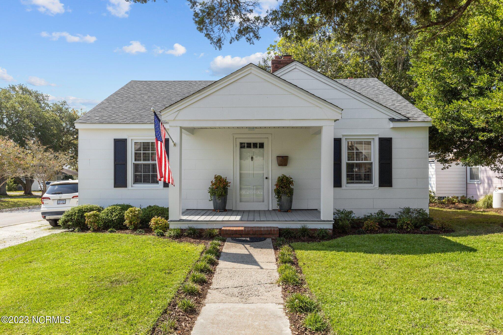 2101 Arendell Street