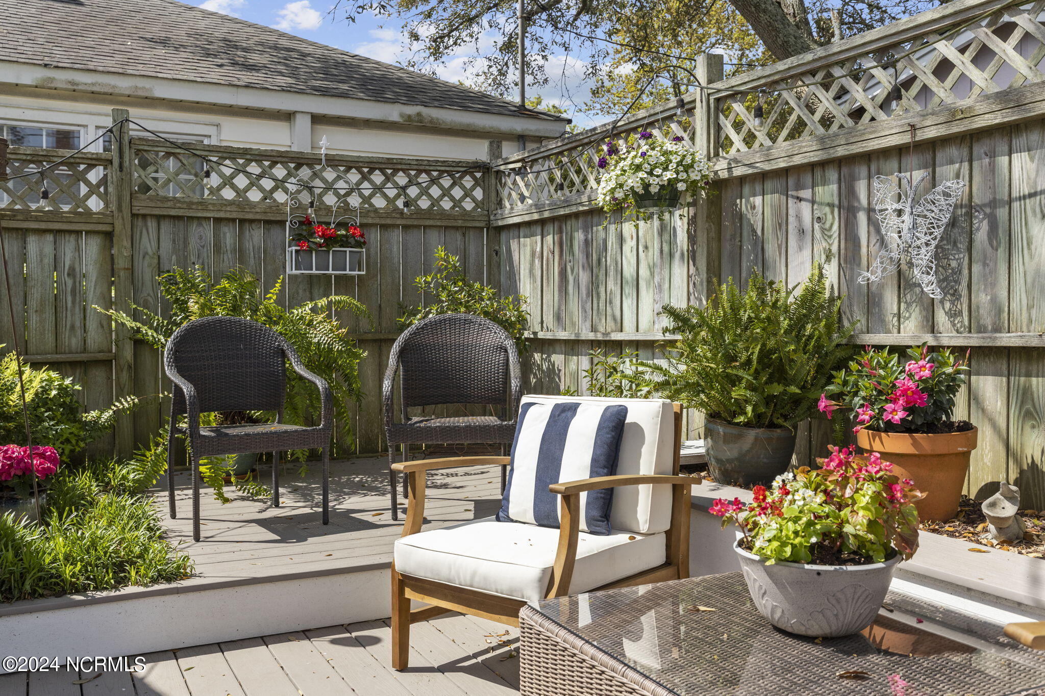 2101 Arendell Street