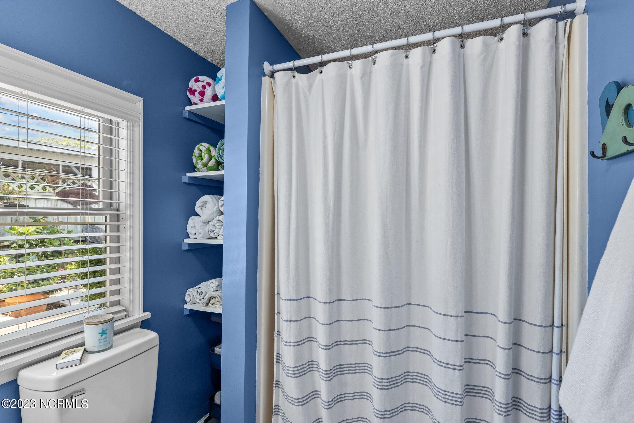 2101 Arendell Street