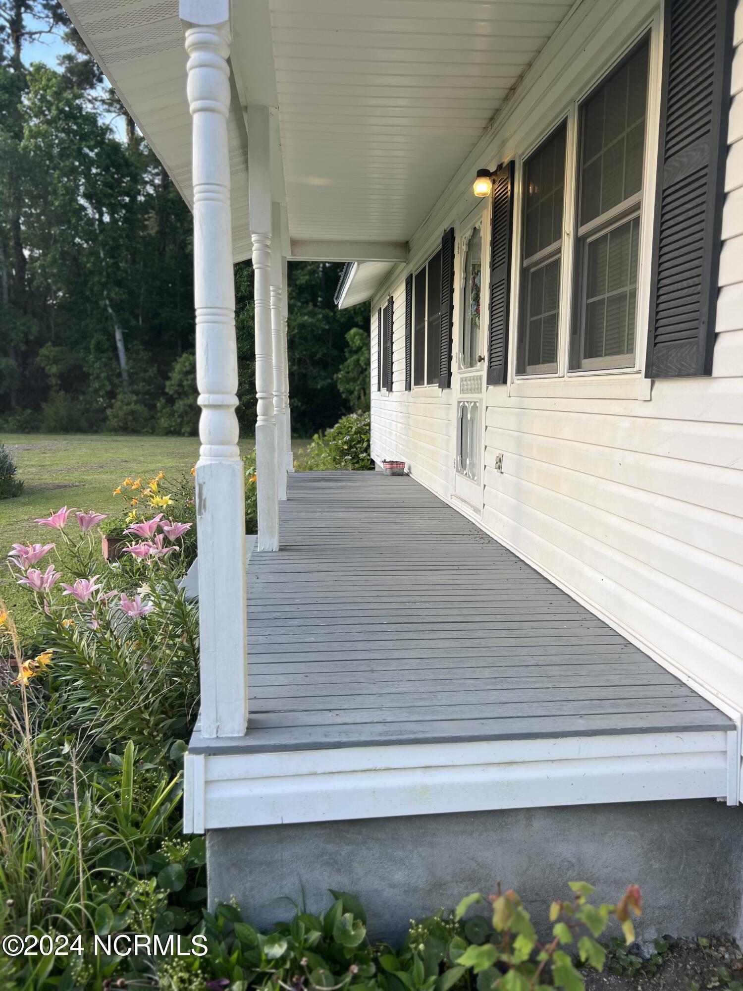 659 Harkers Island Road