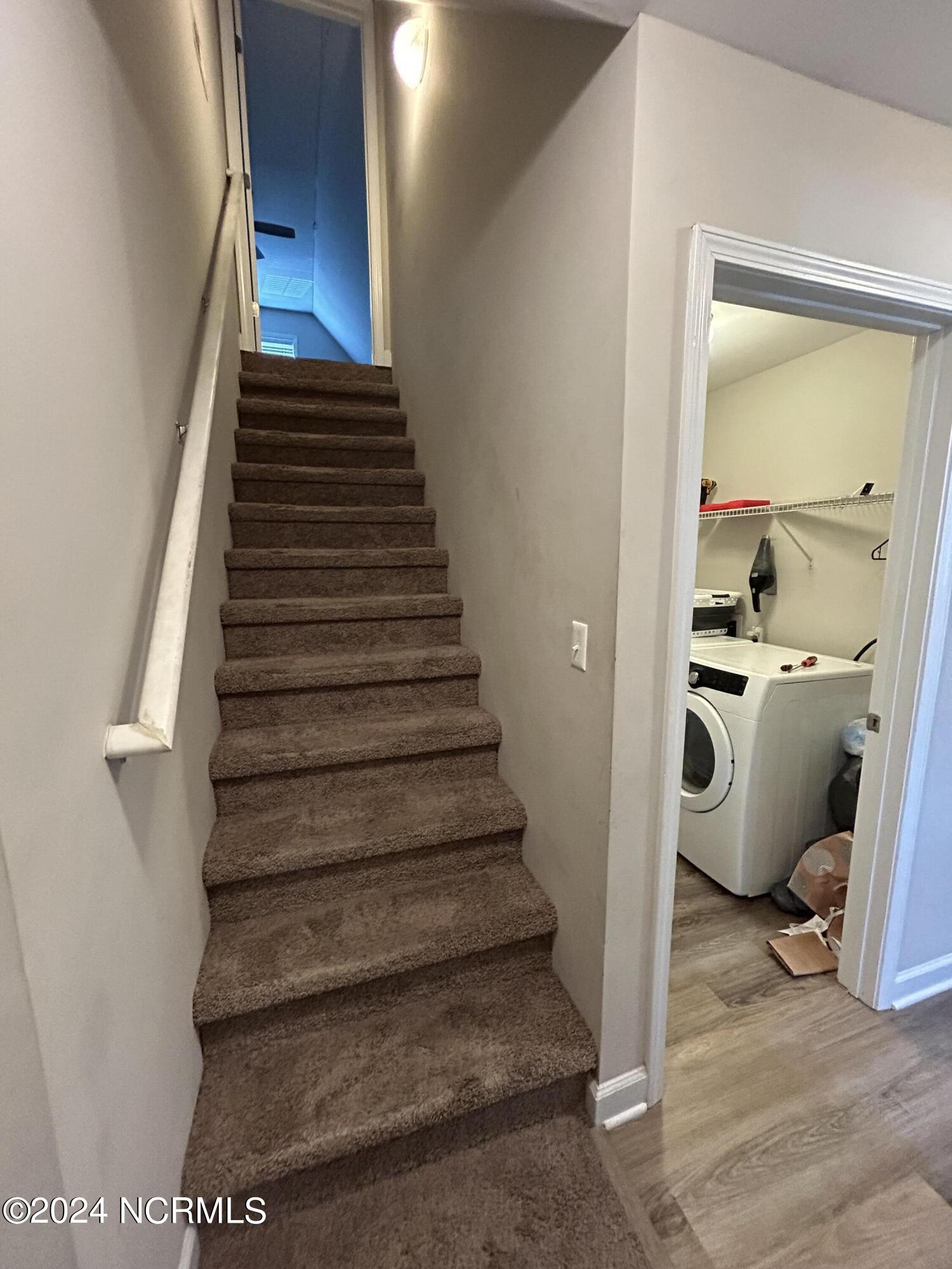 307 Moray Court