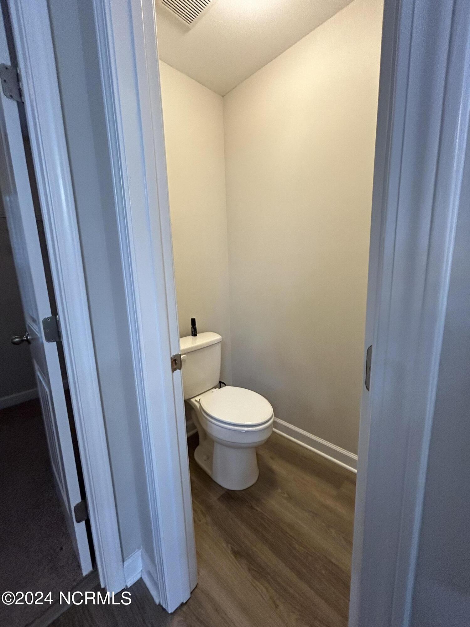 307 Moray Court
