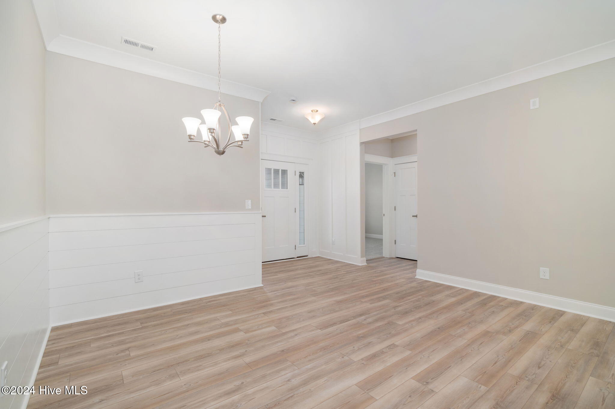 204 Windswept Lane