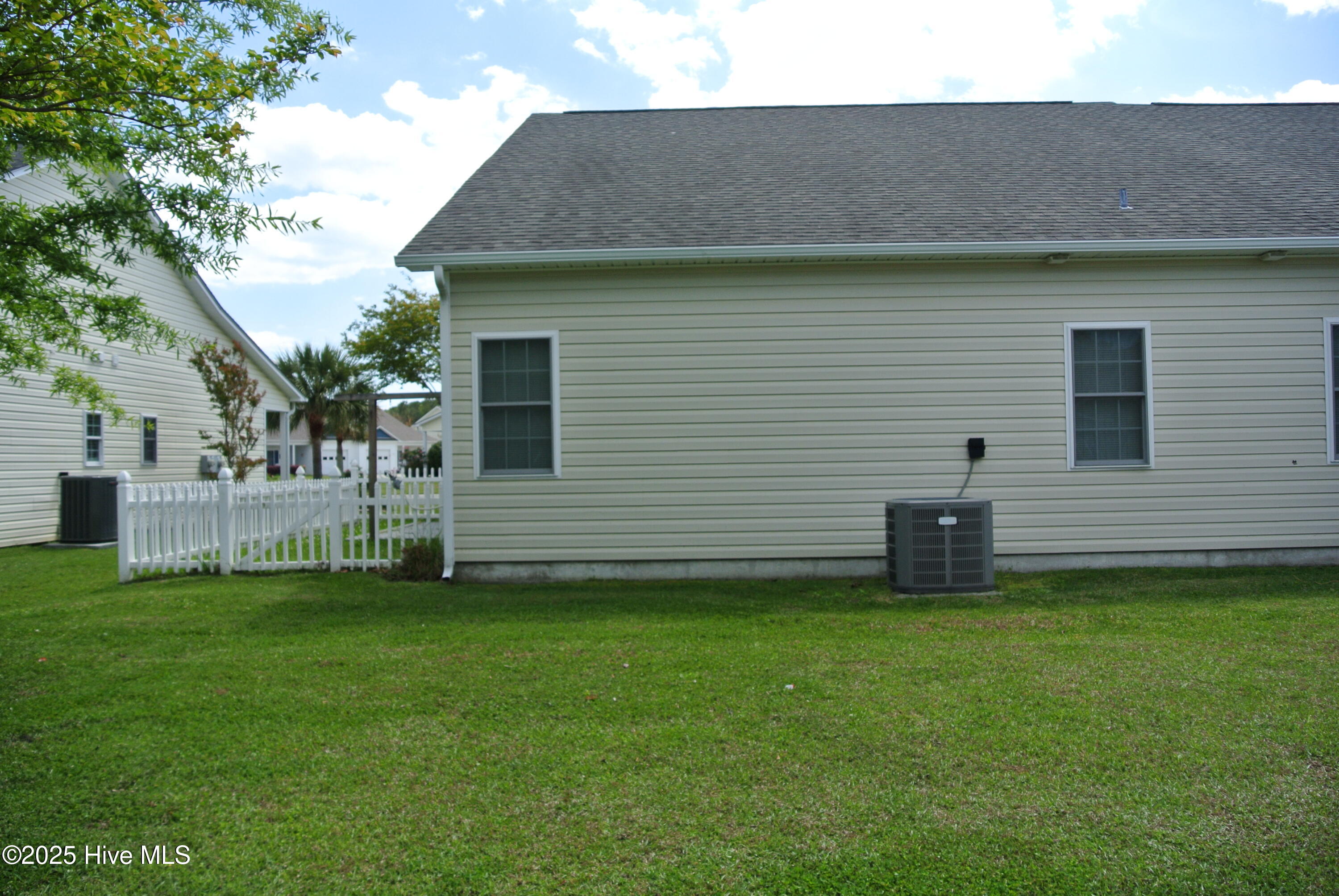105 Palmetto Place Circle