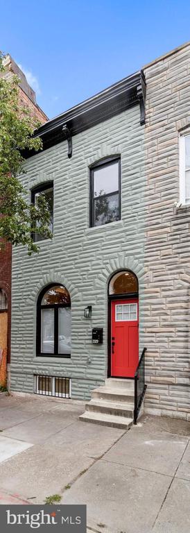 2329 E MADISON STREET