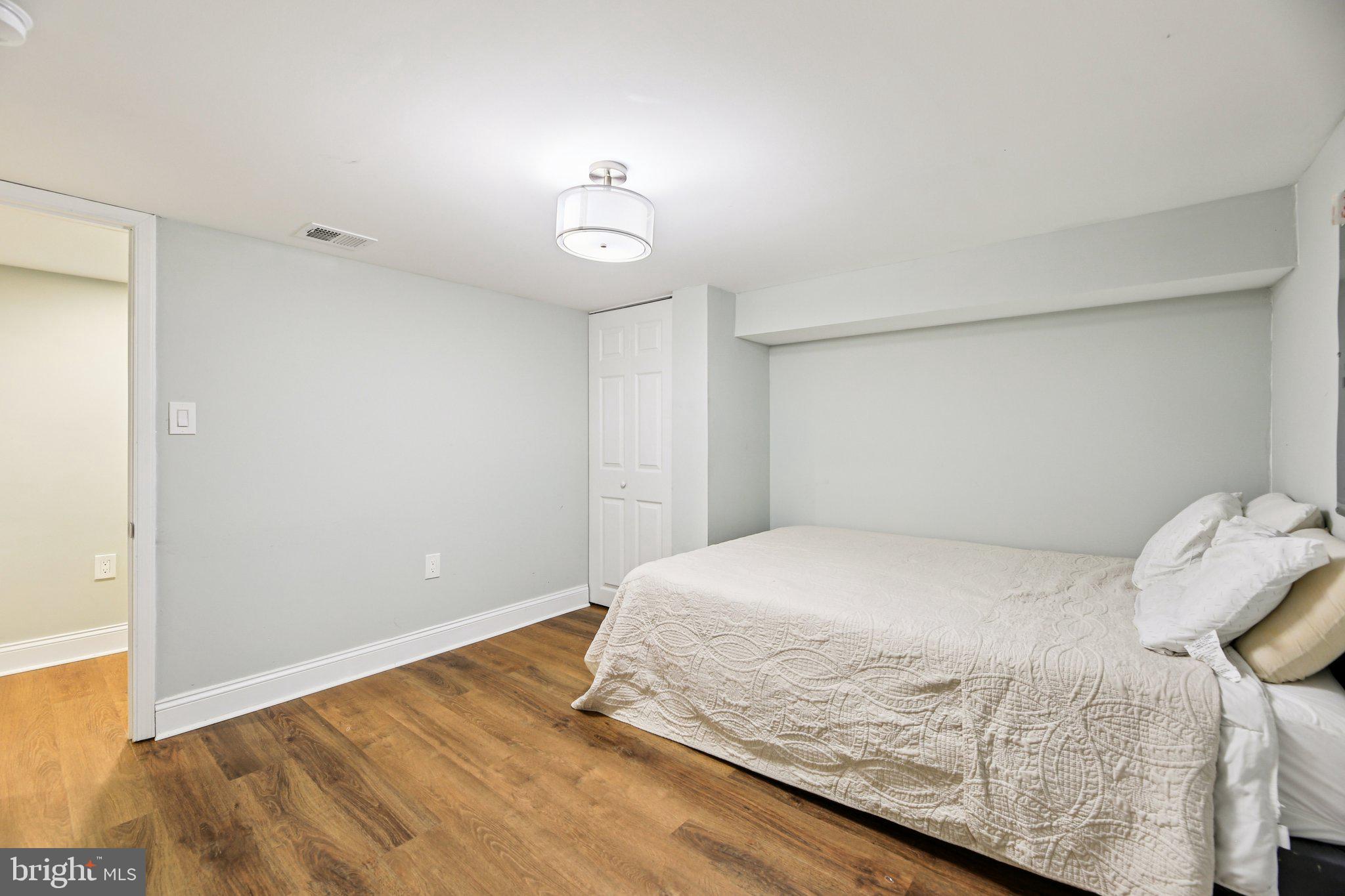 5201 OLD FREDERICK ROAD