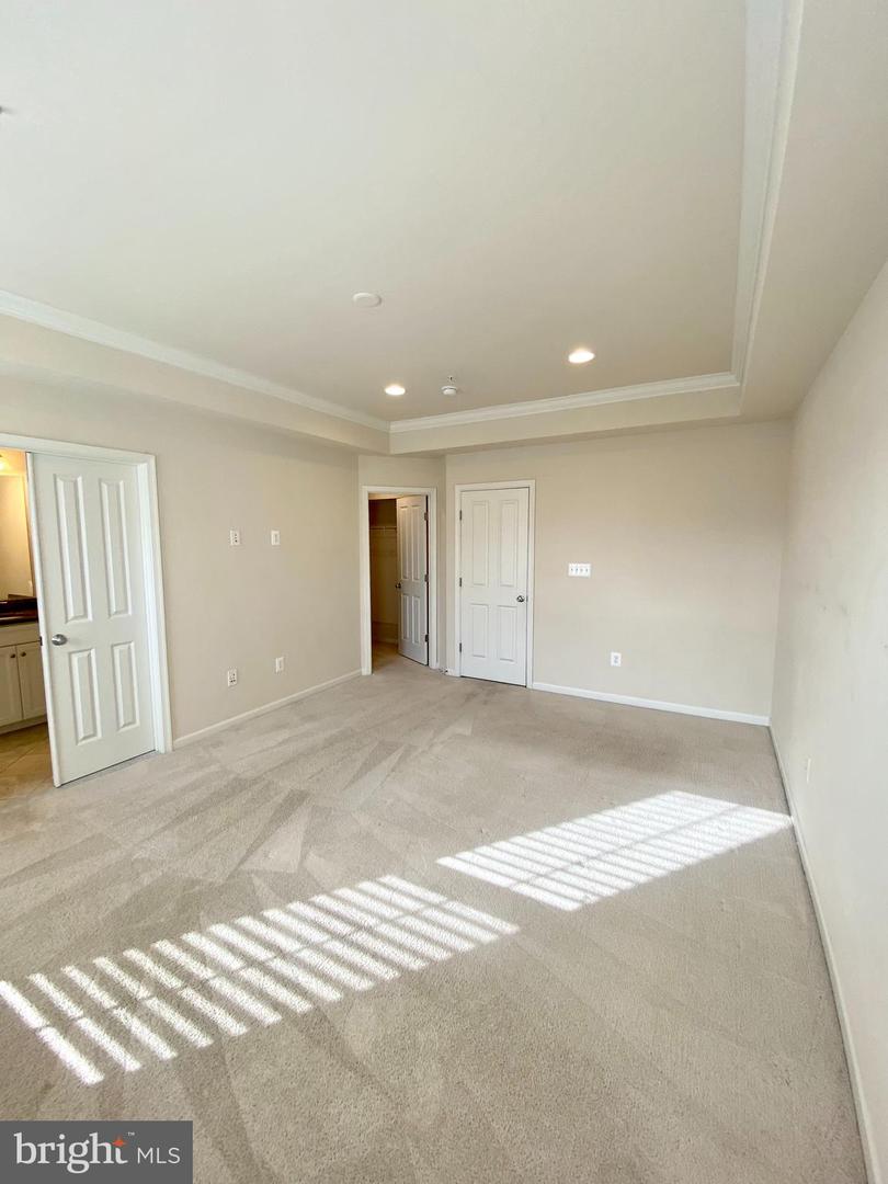 4336 VIRIDIAN TERRACE
