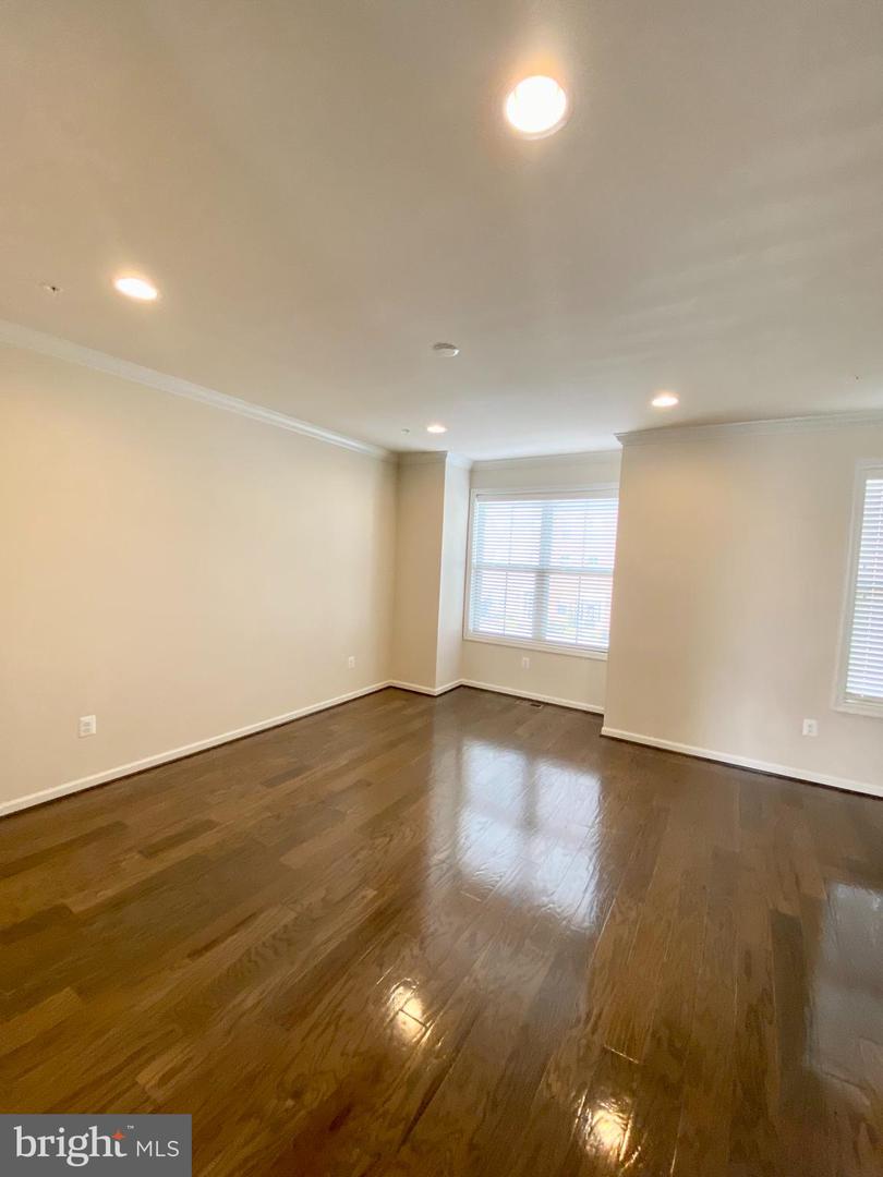 4336 VIRIDIAN TERRACE
