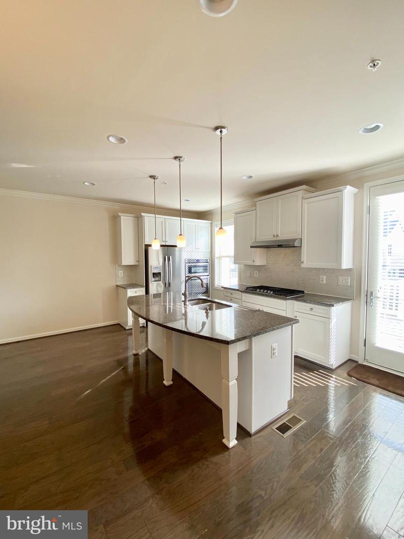 4336 VIRIDIAN TERRACE