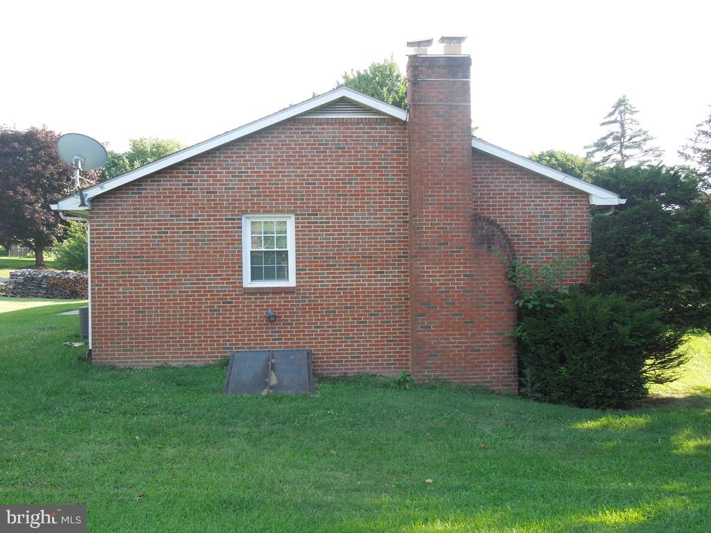 6235 QUINN ROAD
