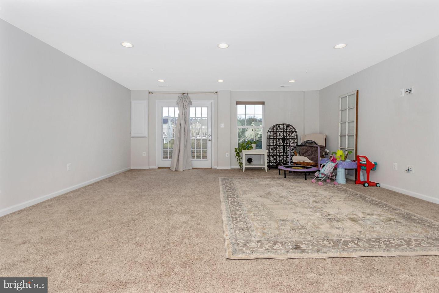 4534 TINDER BOX CIRCLE