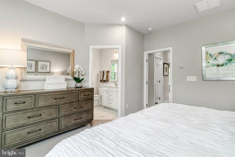 1512 WILMER PARK LANE