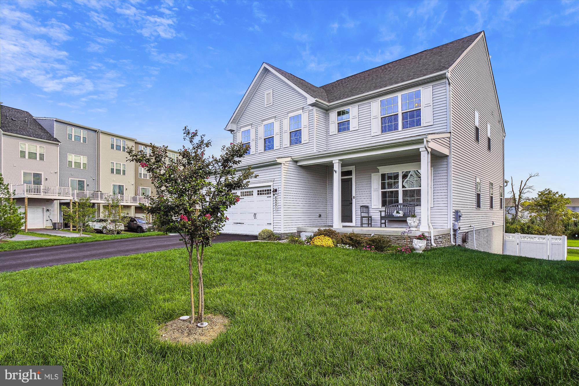 5251 Red Maple DRIVE