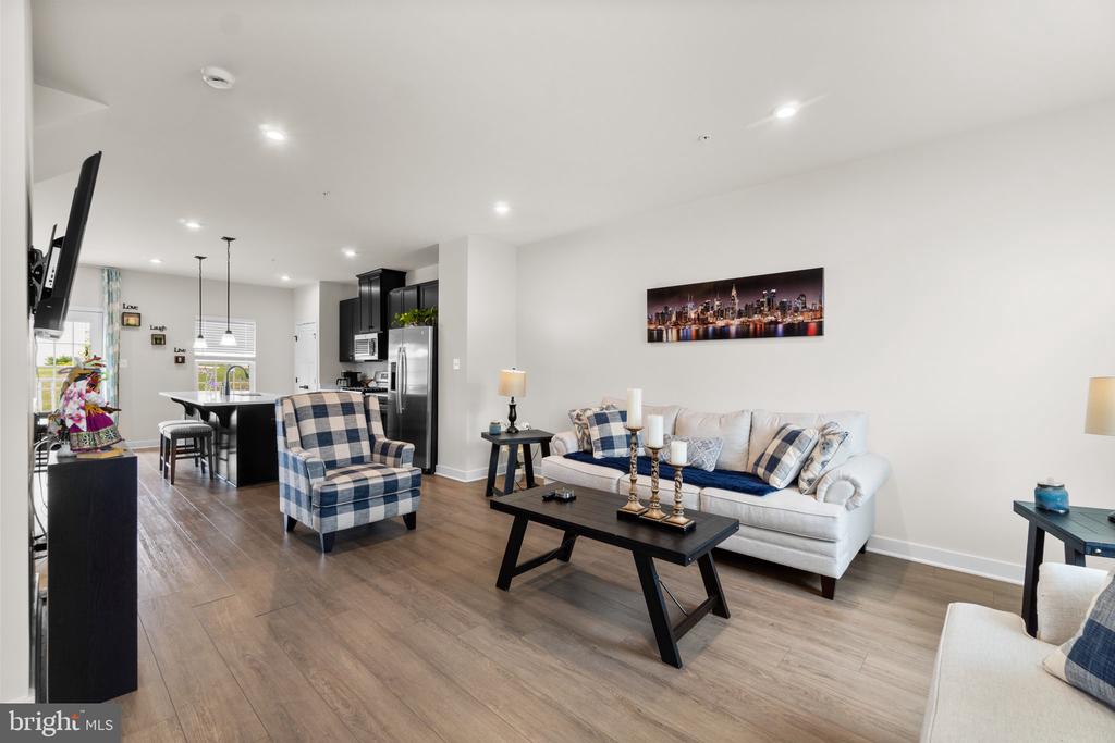1512 Wilmer Park Ln