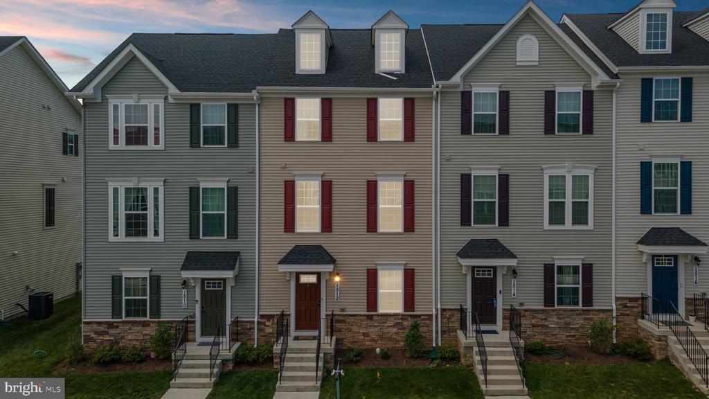 1512 Wilmer Park Ln