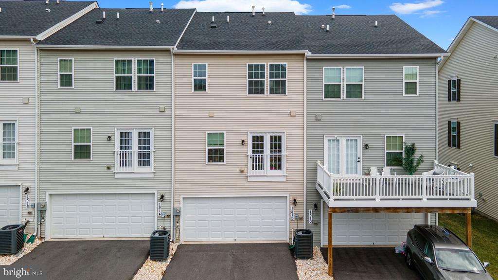 1512 Wilmer Park Ln