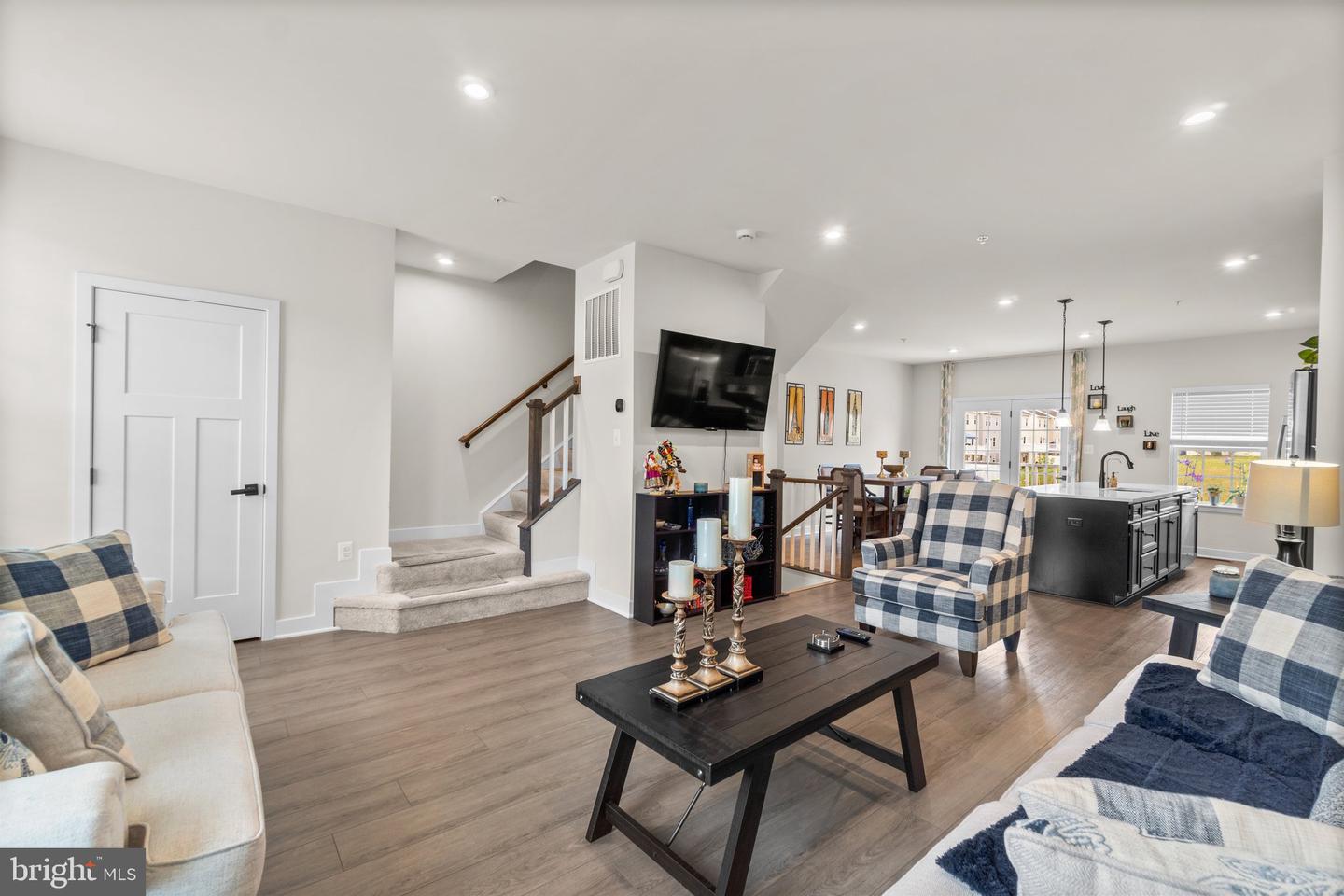 1512 Wilmer Park Ln