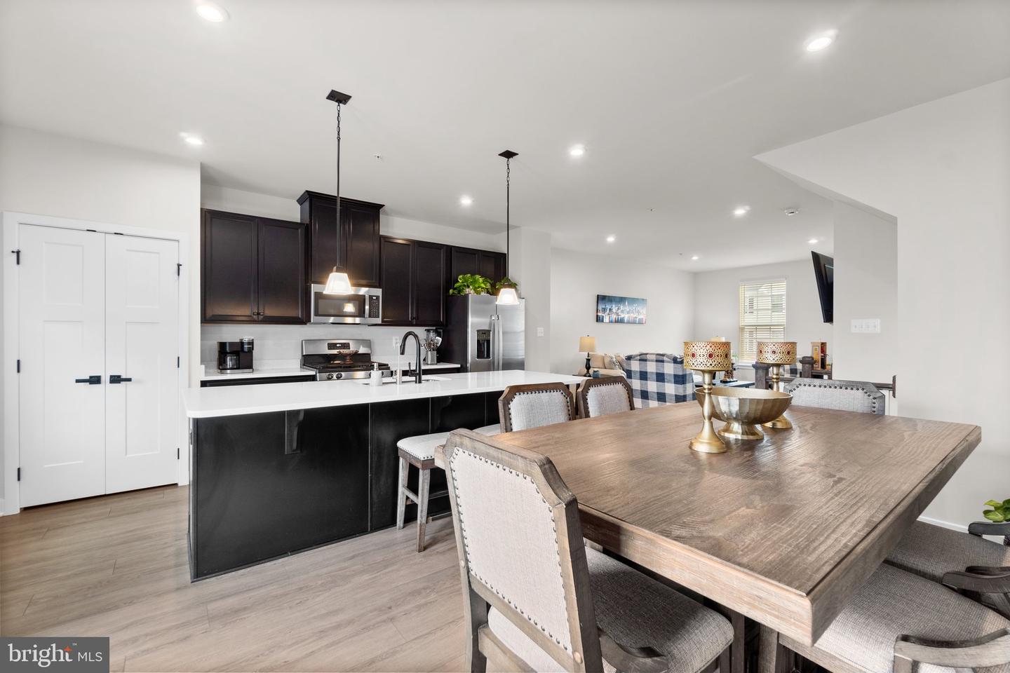 1512 Wilmer Park Ln