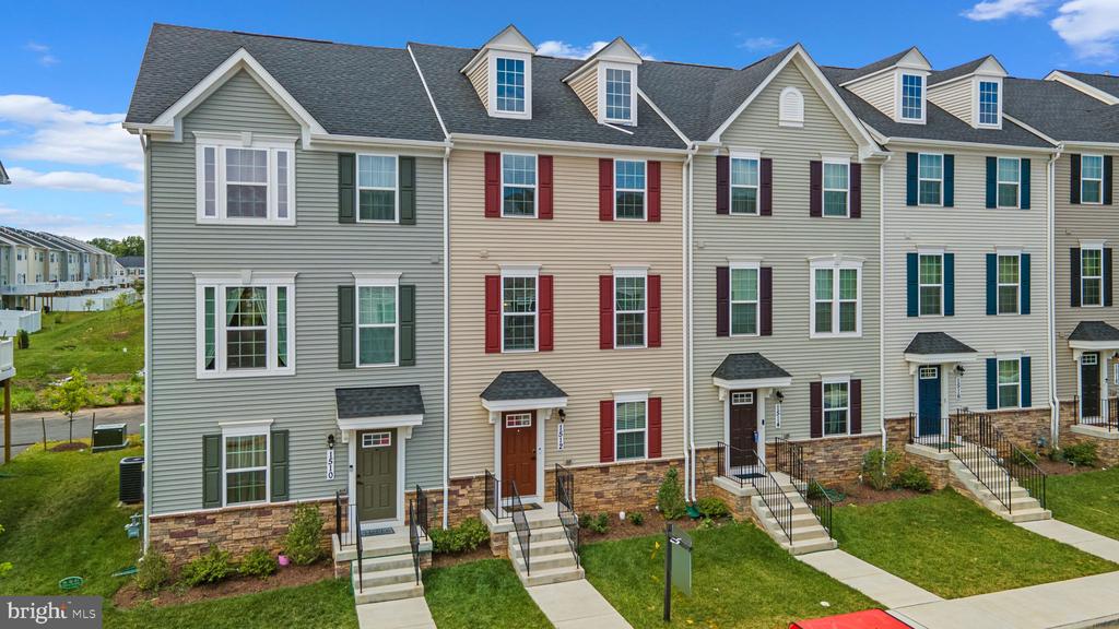 1512 Wilmer Park Ln